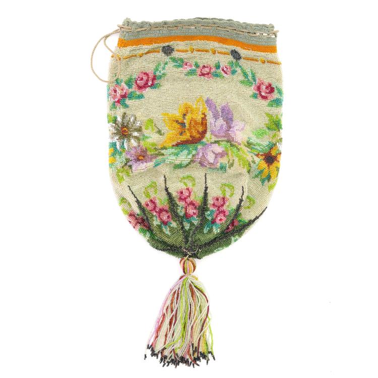 Hauptbild zu Objekt, Perlbeutel mit Blumenmotiv, um 1910, 157F 1280