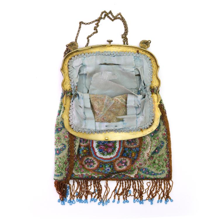 Bild 1 zu Objekt, B&uuml;geltasche mit Paisley-Muster, um 1910, 157F 1281
