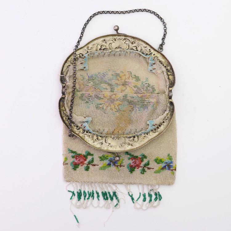 Bild 1 zu Objekt, Bag with wreath of flowers, 1st half of the 19th century, 159D 735