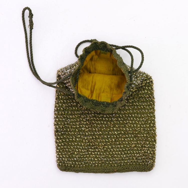 Bild 1 zu Objekt, Monochromer Perlbeutel, um 1900, 157F 1222