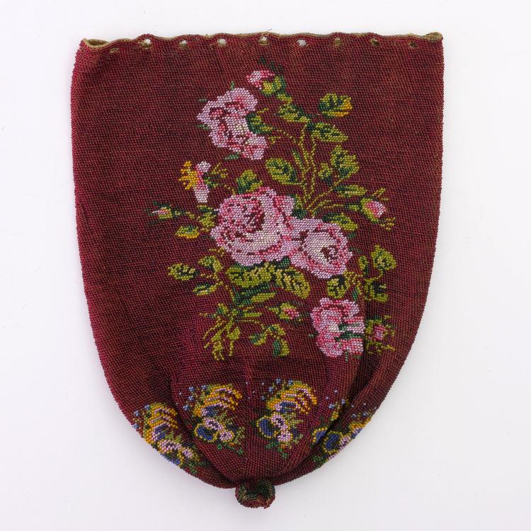 Hauptbild zu Objekt, Pouch with rose bush and temple, 1st half of the 19th century, 159D 731