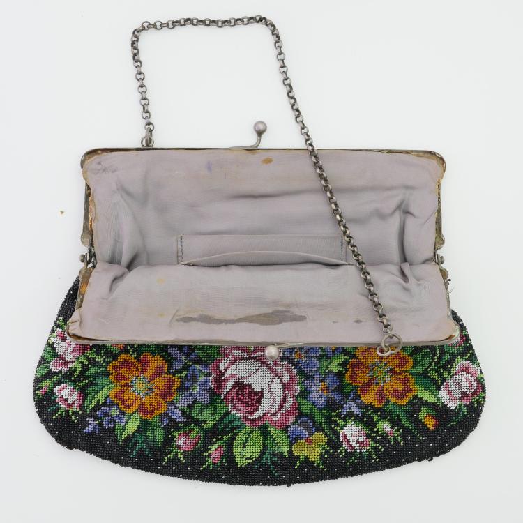 Bild 1 zu Objekt, Bag with floral border, 2nd half of the 19th century, 159D 788