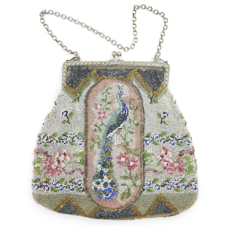 Hauptbild zu Objekt, B&uuml;geltasche mit Pfau, um 1900, 157F 1236