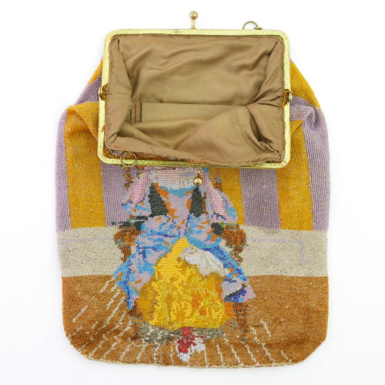 Bild 1 zu Objekt, B&uuml;geltasche mit rauchender Dame, um 1900, 157F 1239