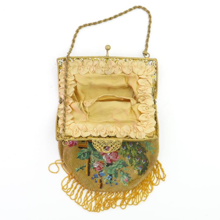Bild 2 zu Objekt, B&uuml;geltasche mit Pfau, Ende 19. Jh., 157F 1240