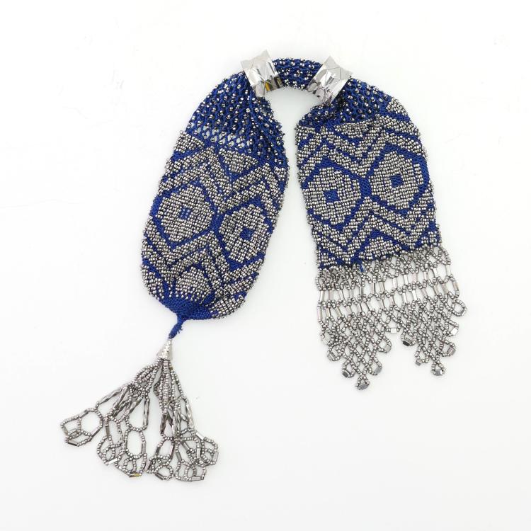 Hauptbild zu Objekt, Miser's purse with steel beads, 19th century, 159D 924