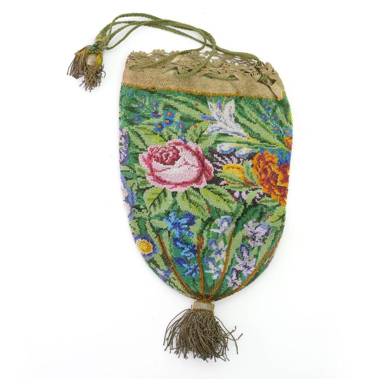 Hauptbild zu Objekt, Perlbeutel mit Blumen, 1. H&auml;lfte 19. Jh., 159D 742