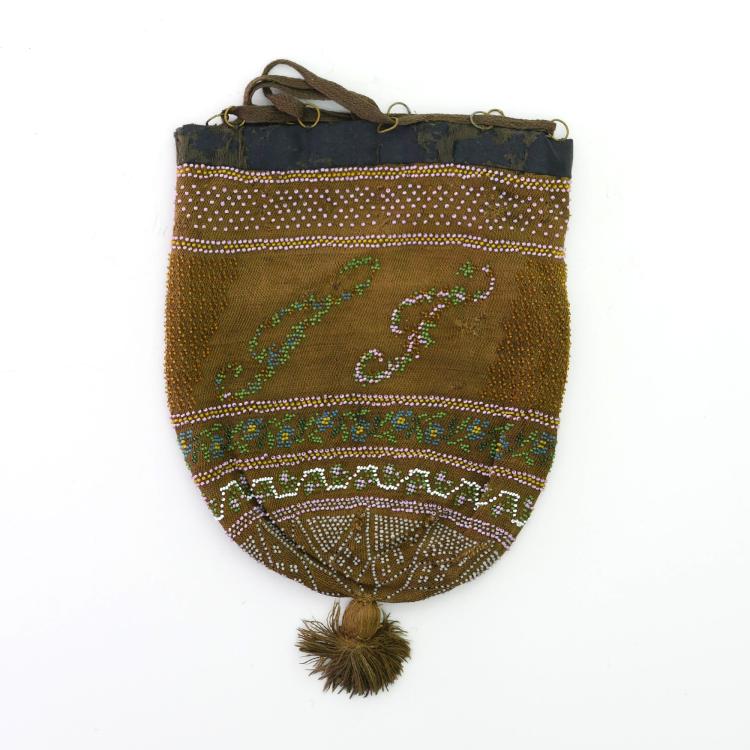 Hauptbild zu Objekt, Pouch with initials, 1st half of the 19th century, 159D 737