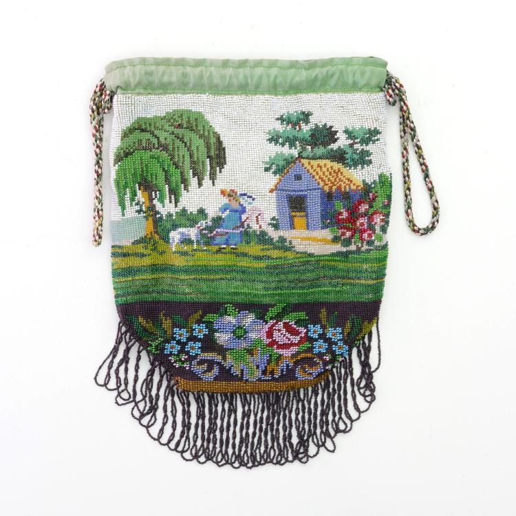 Hauptbild zu Objekt, Perlbeutel mit Mann und Frau mit Hund, um 1900, 159D 836