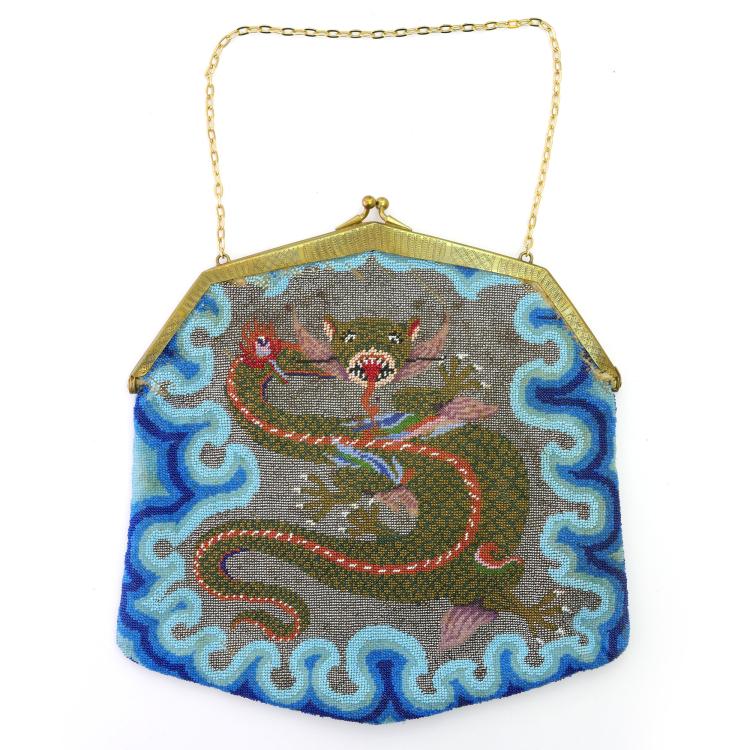 Bild 2 zu Objekt, B&uuml;geltasche mit chinesischem Drachen, um 1900, 157F 1262