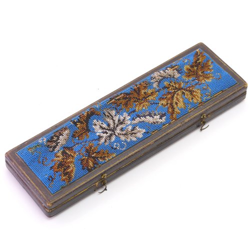 Biedermeier case with field maple leaves, 1st half of the 19th century