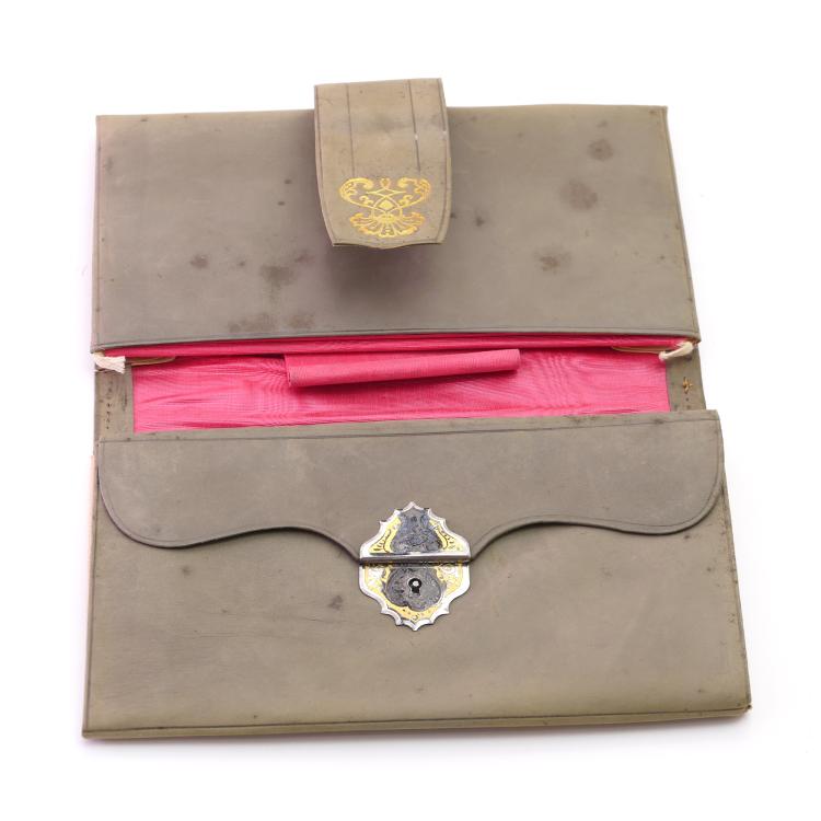 Bild 2 zu Objekt, Brieftasche mit Initialen 'D.B.', 19. Jh., 157F 1403