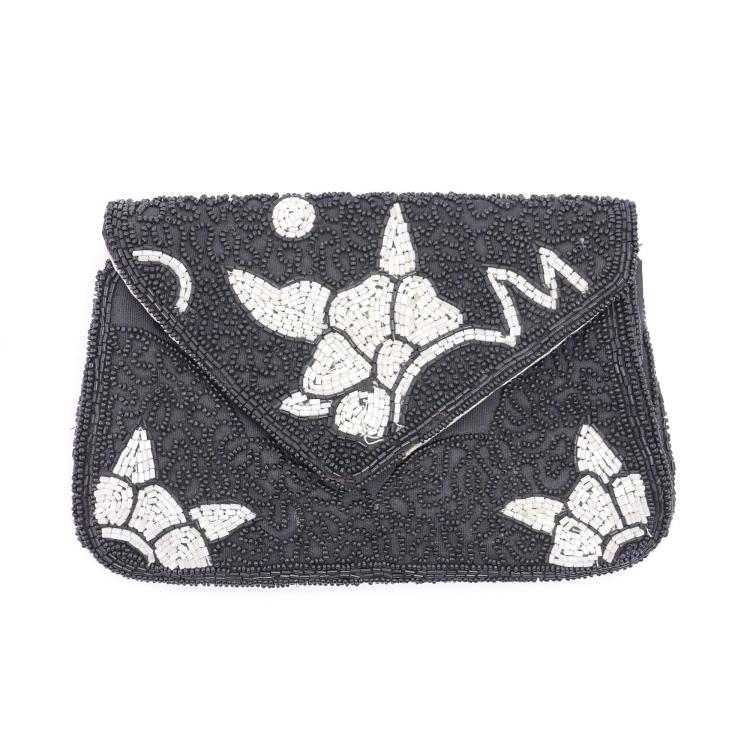 Hauptbild zu Objekt, T&auml;schchen mit stilisierten Bl&uuml;ten, um 1920, 159D 943