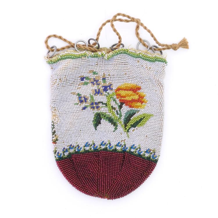 Hauptbild zu Objekt, Tabaksbeutel mit Pfau und Blumen, 1. H&auml;lfte 19. Jh., 159D 746