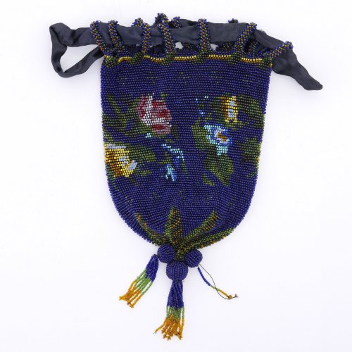 Pouch with flowers, c. 1900