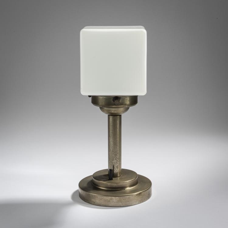 Bild 1 zu Objekt, Table light, c. 1930, Walter Georg Kostka (attributed), Atrax Leuchten, Berlin (zugeschrieben), 155B 293