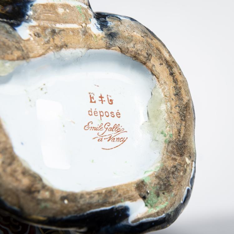 Bild 7 zu Objekt, 'Sauterelle' pitcher, c. 1882-84, Emile Gall&eacute;, Gall&eacute;, &Eacute;mile, Nancy, 156C 598