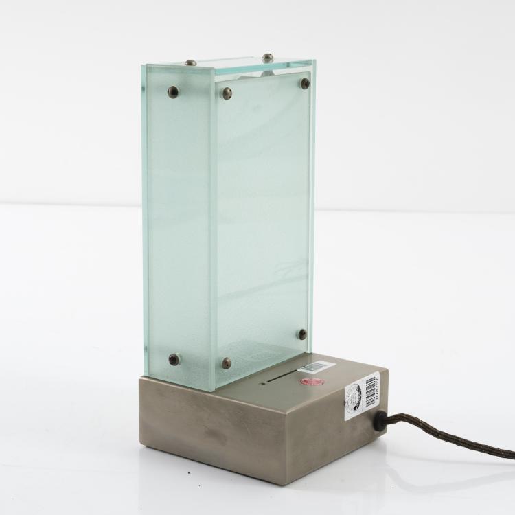 Bild 2 zu Objekt, Tischleuchte 'Gla&ccedil;on', um 1989, Andr&eacute;e Putman, &Eacute;cart International, Paris, 155B 490