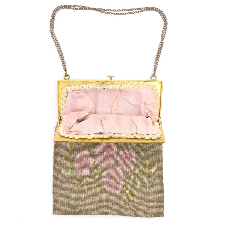 Bild 1 zu Objekt, Steel bead handbag with flowers, c. 1920, 159D 914