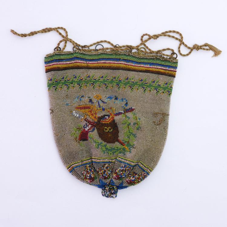 Bild 1 zu Objekt, Tobacco pouch with a dog and hunting symbols, 2nd half of the 19th century., 159D 786