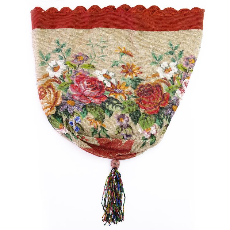 Hauptbild zu Objekt, Large pouch with flowers, 2nd half of the 19th century, 159D 791