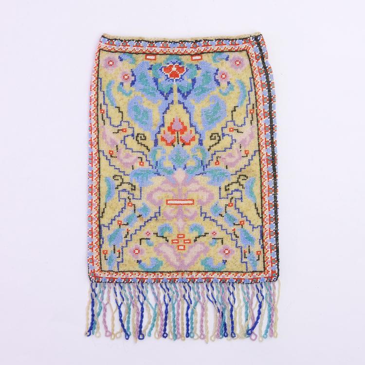 Hauptbild zu Objekt, Perlbeutel mit Teppichmuster, um 1920, 159D 908