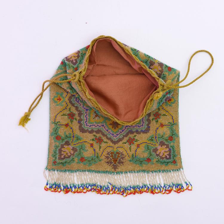 Bild 1 zu Objekt, Pouch with carpet pattern, c. 1920, 159D 909