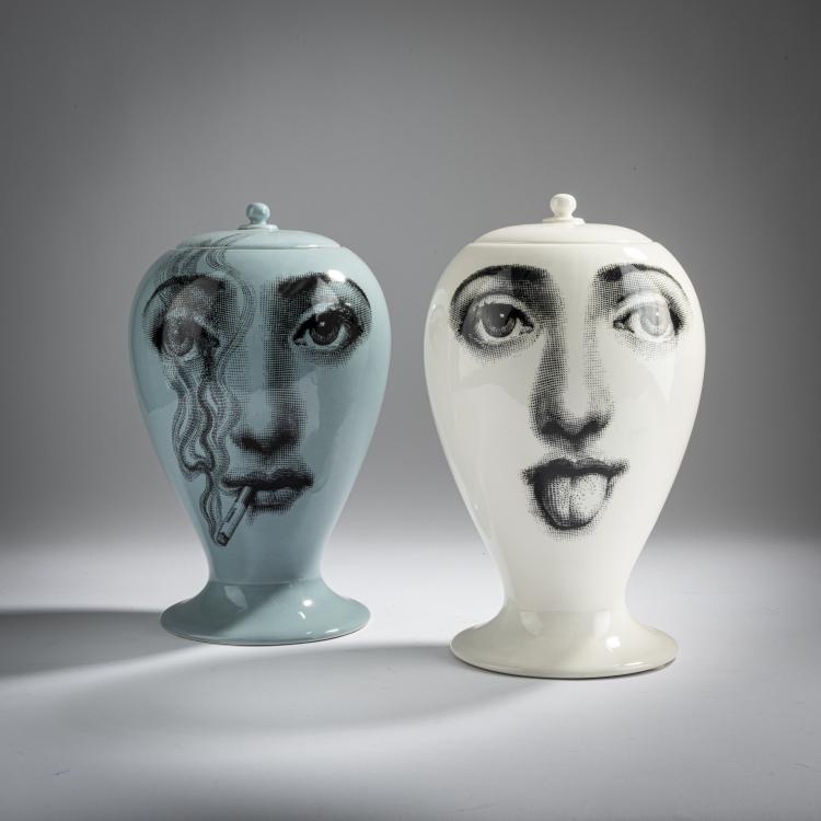 Hauptbild zu Objekt, Zwei Deckelvasen 'L'antipatico', 'Il fumo fa male', 2000er Jahre, Barnaba Fornasetti,Piero Fornasetti, Bitossi, Montelupo, 155A 225