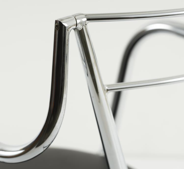 Bild 3 zu Objekt, Klappstuhl 'Cinderella', 1987, Hiroyuki Yamakado, Yamakado, Hiroyuki, Paris, 155B 571