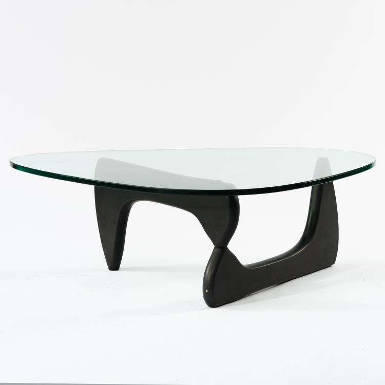 Bild 1 zu Objekt, 'IN 50' coffee table, 1944, Isamu Noguchi, Miller, Herman, Zeeland oder Vitra Design, Weil am Rhein, 155B 329