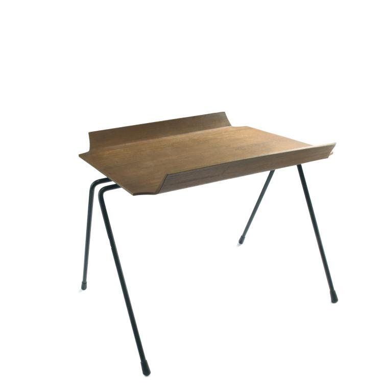 Hauptbild zu Objekt, '701' stacking table, 1954, Hans Georg Bellmann, Horgen-Glarus, Glarus; f&uuml;r Domus, Schwaikheim, 155B 430