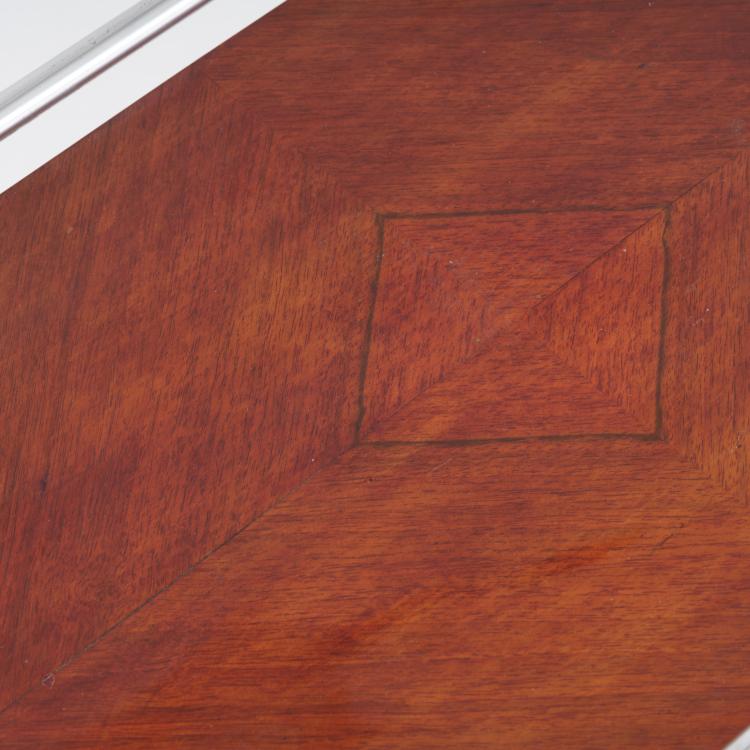 Bild 4 zu Objekt, Beistelltisch, 1930er Jahre, Frankreich, 155B 319