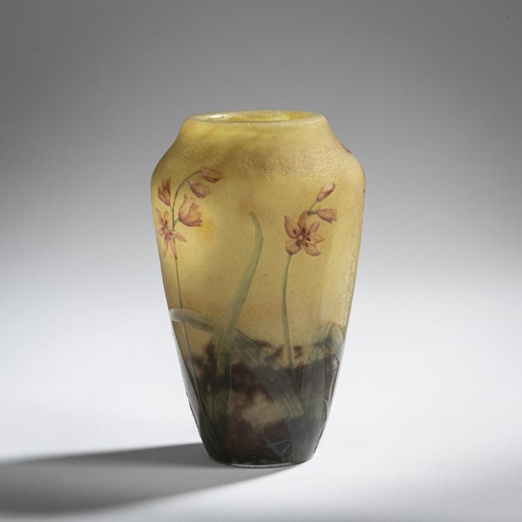 Bild 1 zu Objekt, 'Montbretias' vase, 1905-10, Henri Berg&eacute;,Antonin Daum, Daum Fr&egrave;res, Nancy, 156B 116