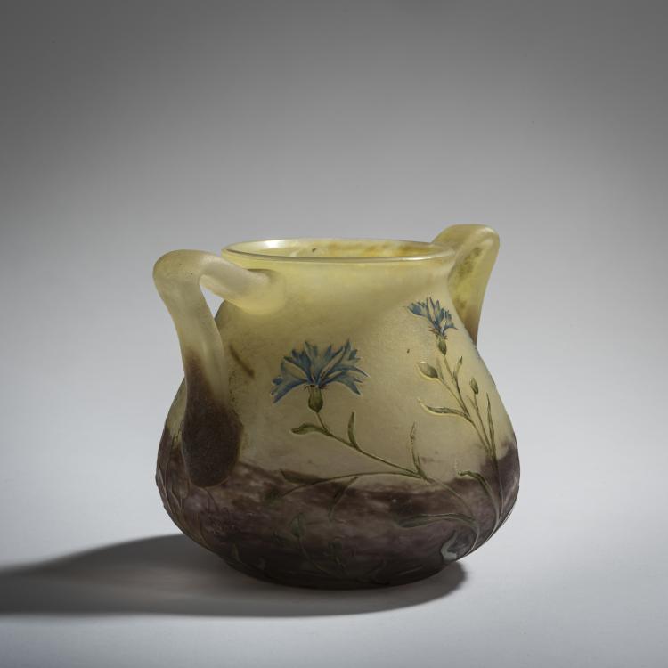 Bild 2 zu Objekt, 'Bleuets' vase with handles, 1901, Antonin Daum, Daum Fr&egrave;res, Nancy, 156B 110