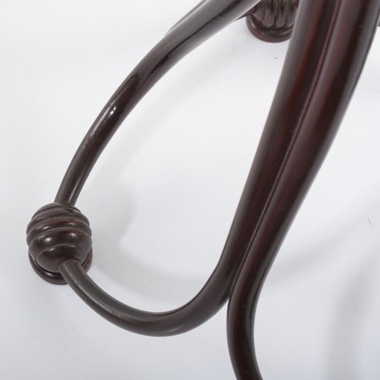 Bild 4 zu Objekt, Coffee house table 'No. 4 ', 1870s, Thonet, Wien, 156C 531