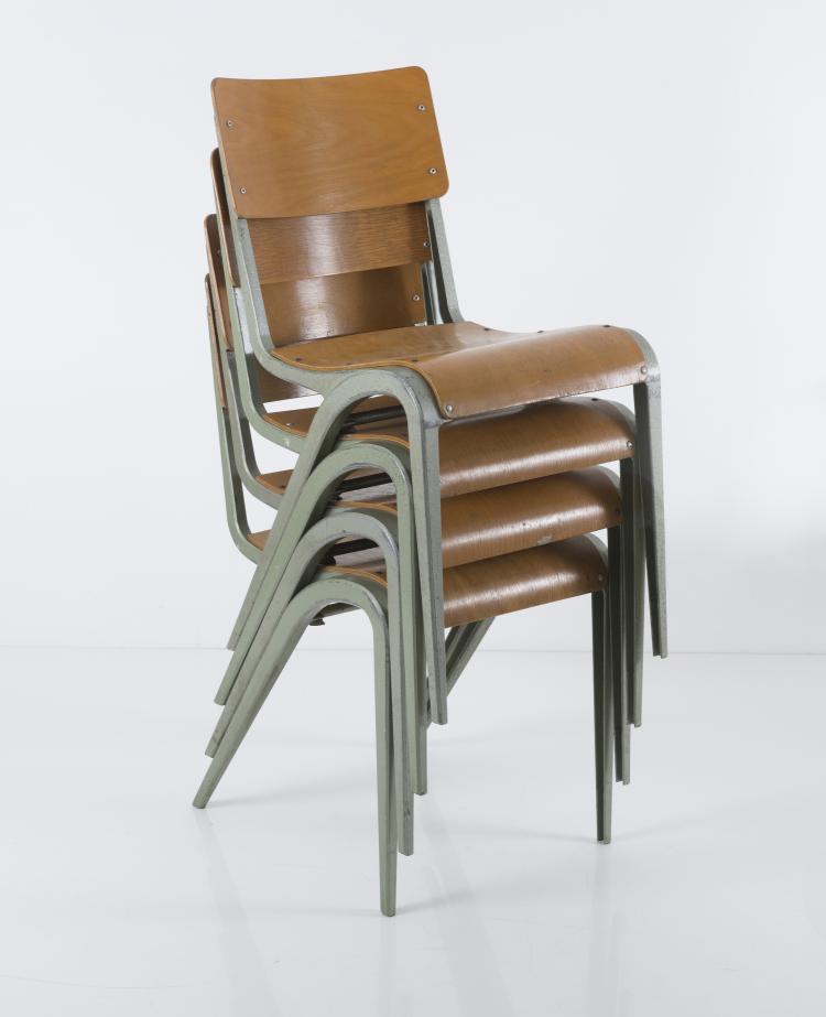 Bild 1 zu Objekt, Four stacking chairs, 1948, James Leonard, ESA Esavian, Grossbritannien, 155B 433
