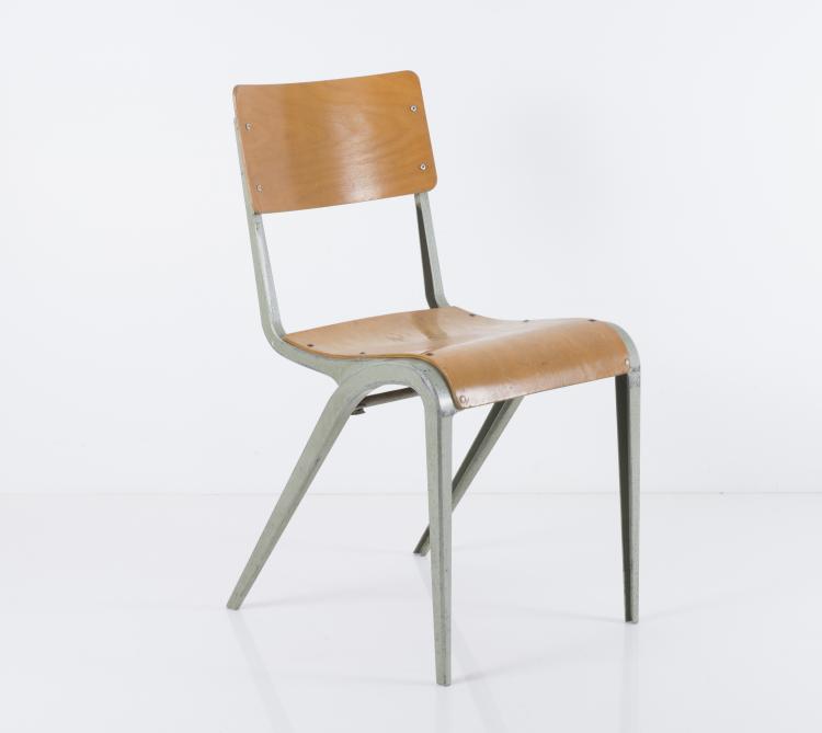 Bild 4 zu Objekt, Four stacking chairs, 1948, James Leonard, ESA Esavian, Grossbritannien, 155B 433