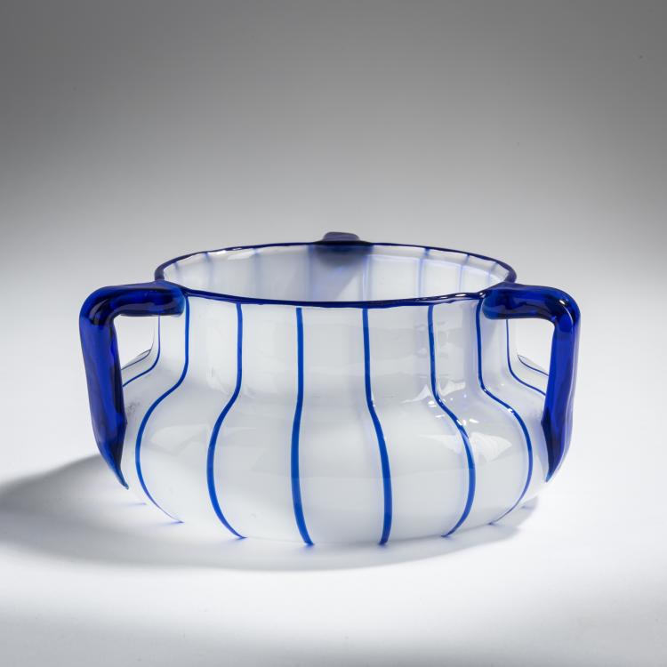 Bild 1 zu Objekt, Henkelvase, um 1914, Michael Powolny (im Stile von), L&ouml;tz Wwe., Klosterm&uuml;hle, 156B 316