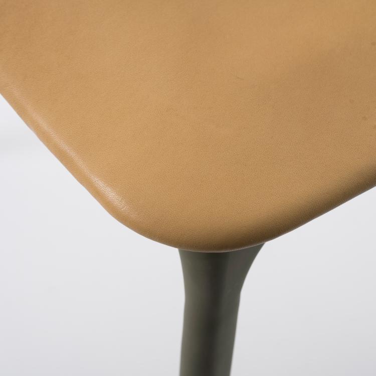 Bild 4 zu Objekt, 'Chassis chair' from the first post-production series, 2012/13, Stefan Diez, Stefan Diez Office, M&uuml;nchen; Schellmann Furniture, M&uuml;nchen; Wilkhahn; Wilkhahn, Eimbeckhausen, 157A 218