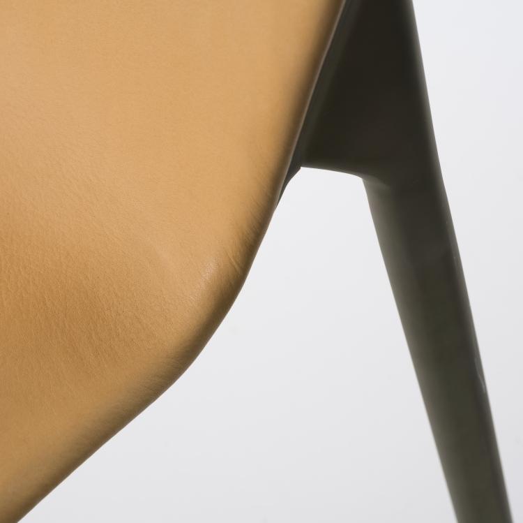Bild 5 zu Objekt, 'Chassis chair' from the first post-production series, 2012/13, Stefan Diez, Stefan Diez Office, M&uuml;nchen; Schellmann Furniture, M&uuml;nchen; Wilkhahn; Wilkhahn, Eimbeckhausen, 157A 218
