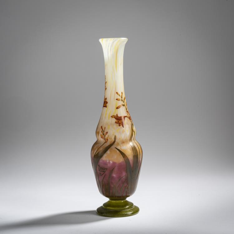 Bild 1 zu Objekt, 'Montbretias' vase, 1905-10, Henri Berg&eacute;,Antonin Daum, Daum Fr&egrave;res, Nancy, 156B 117