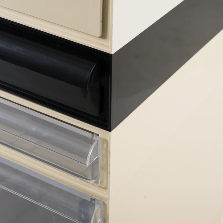 Bild 5 zu Objekt, '4601' cabinet, 1970, Simon Fussel, Kartell, Noviglio, 157B 489