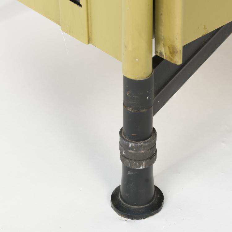 Bild 6 zu Objekt, 'Spazio' filing cabinet, 1959, Studio B.B.P.R.,Gian Luigi Banfi,Ludovico Barbiano di Belgiojoso,Enrico Peressutti,Ernesto Nathan Rogers, Olivetti, Ivrea, 157B 343