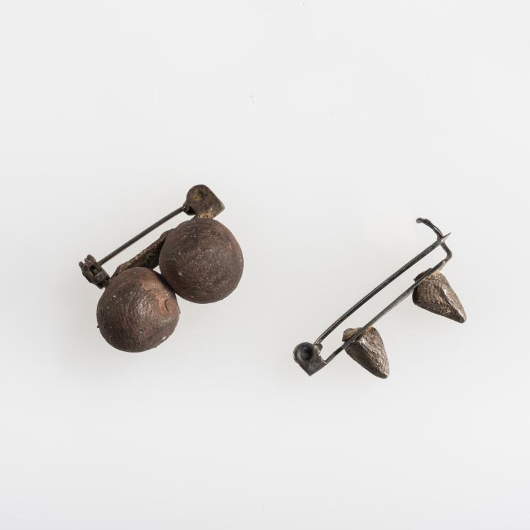 Bild 1 zu Objekt, Zwei Broschen, 1994/95, Karl Fritsch, 157D 932