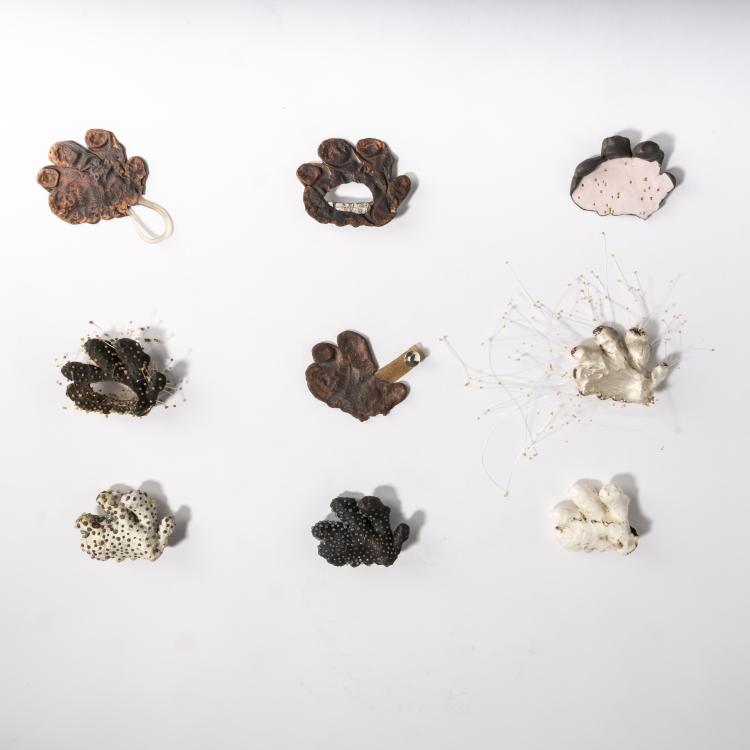 Bild 8 zu Objekt, Box with 9 'Ginger' works, 2004, Sam Tho Duong, 157D 925