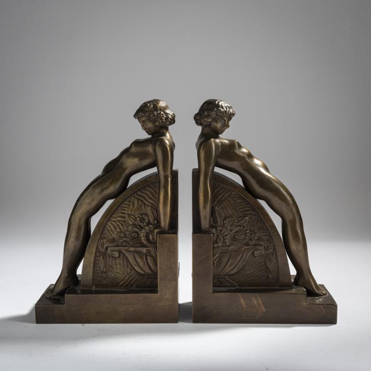 Hauptbild zu Objekt, Two bookends, c. 1930, Francois-Victor Bazin, Buisson, Albert, &Eacute;tablissements, 156C 543