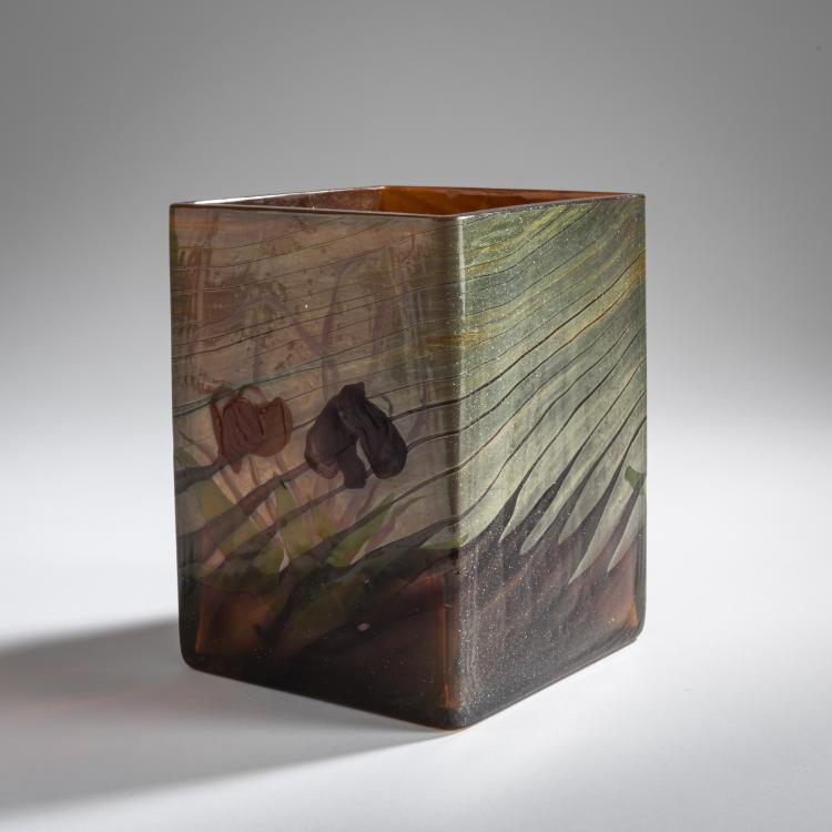 Bild 1 zu Objekt, Marquetry-vase 'Renoncules', 1898-1900, Emile Gall&eacute;, Gall&eacute;, &Eacute;mile, Nancy, 156B 187