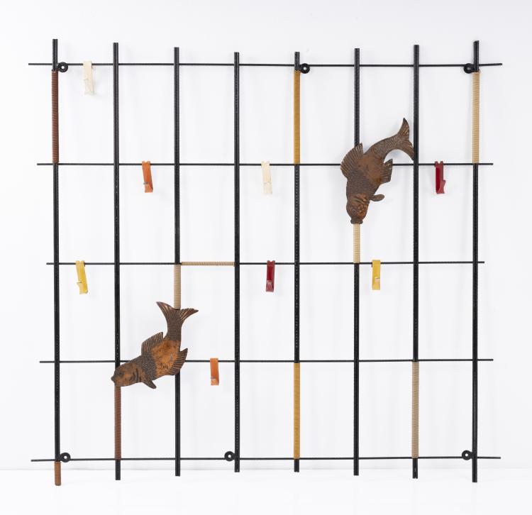 Hauptbild zu Objekt, Wandgarderobe, um 1957, Carl Aub&ouml;ck (im Stile von), 157B 327