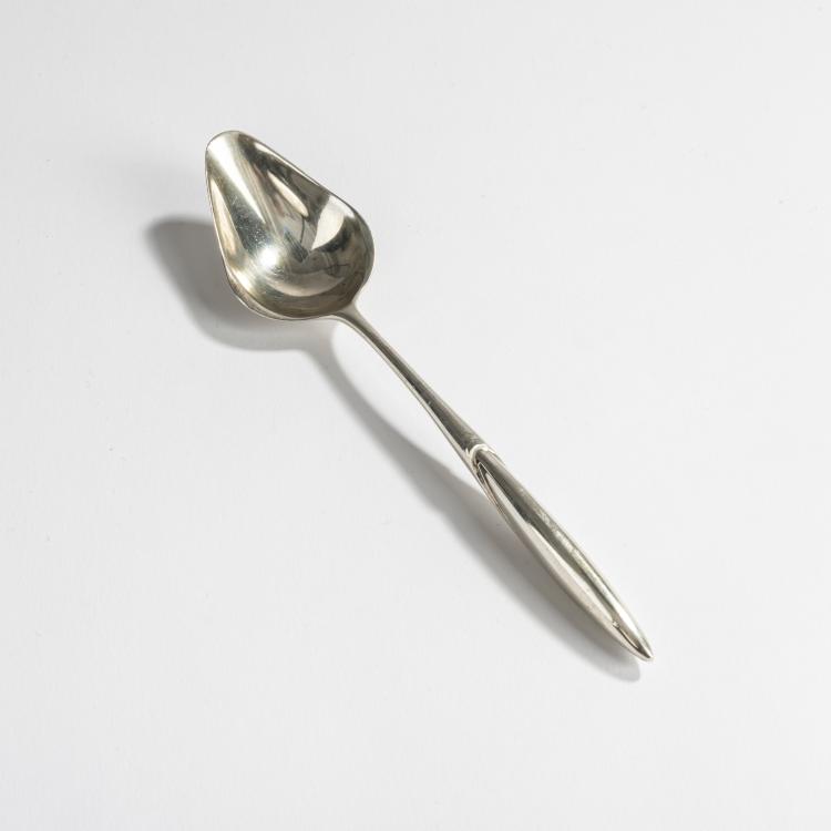 Bild 1 zu Objekt, Cremel&ouml;ffel 'Modell I', 1903/04, Henry van de Velde, Koch & Bergfeld, Bremen, 156C 433