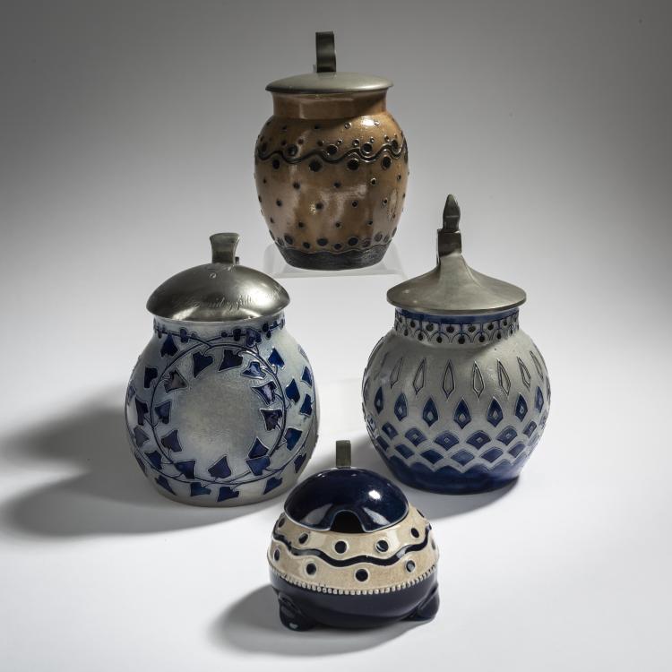 Bild 2 zu Objekt, 3 beer steins, c. 1902 and a mustard pot, after 1912, Richard Riemerschmid, Merkelbach, Reinhold, Grenzhausen, 156C 616